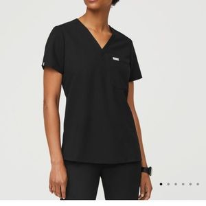 Black one pocket scrub top